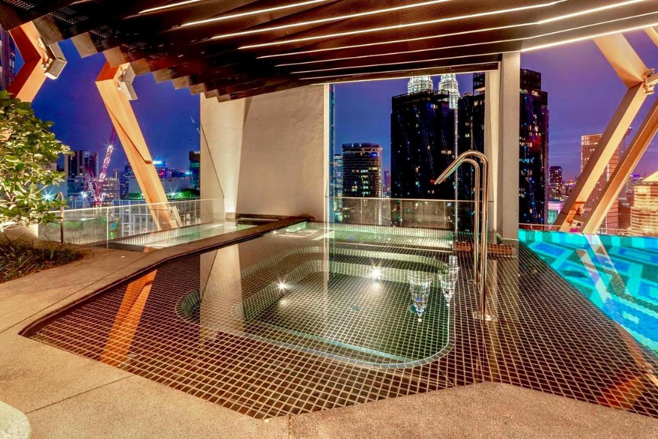 Scarletz Suites Klcc By M Suites Kuala Lumpur Exterior foto